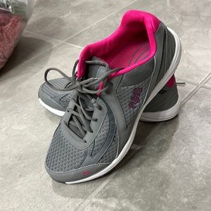 Ryka Women's Devotion Plus 3 Walking Shoe Size 10 Wide